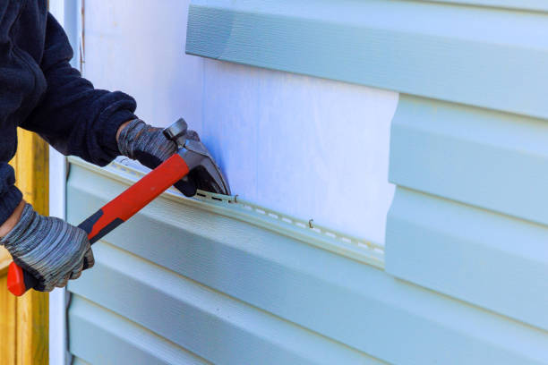 Reliable Siding Repair contractor in Bloomington, IL by Squared Siding